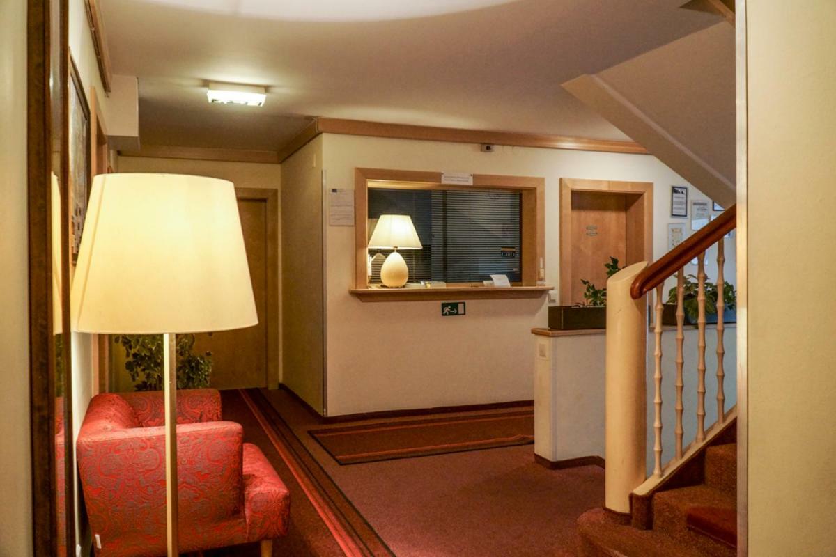 Hotel Alpinum Treffen Esterno foto